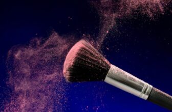 How Do You Choose the Right Makeup Brush for Each Product?