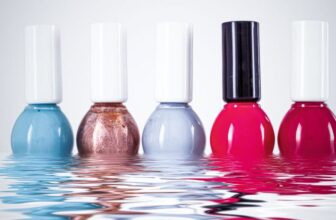 How Do You Choose the Right Nail Polish for Healthy Nails?